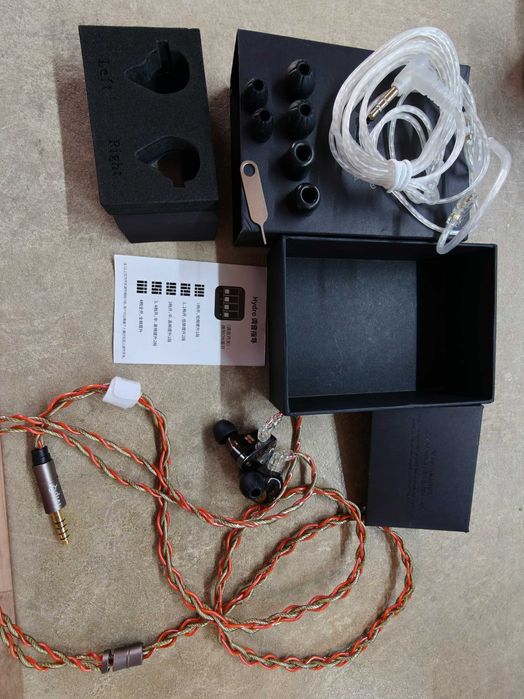 CCA Hydro – комплект с 4.4mm балансиран кабел