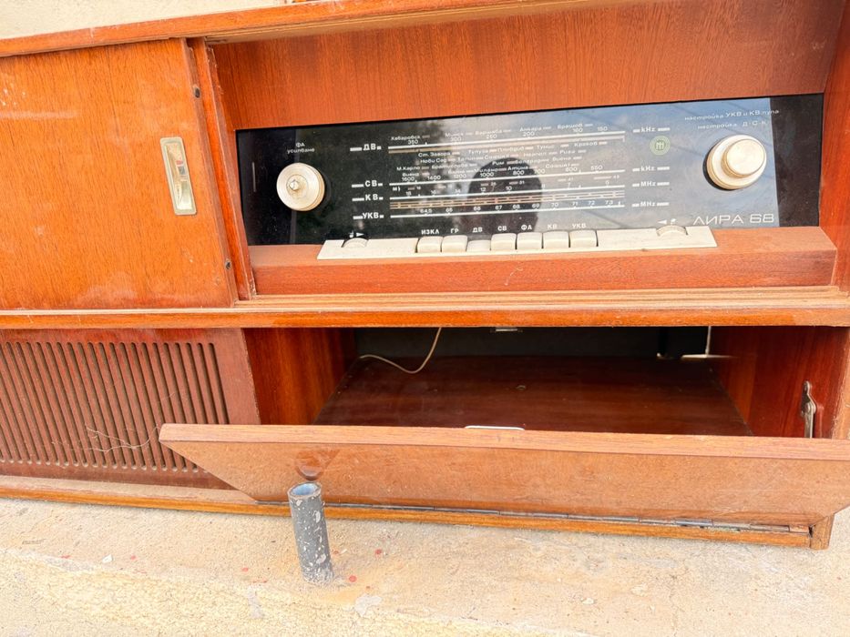 Радиограмофон Лира68