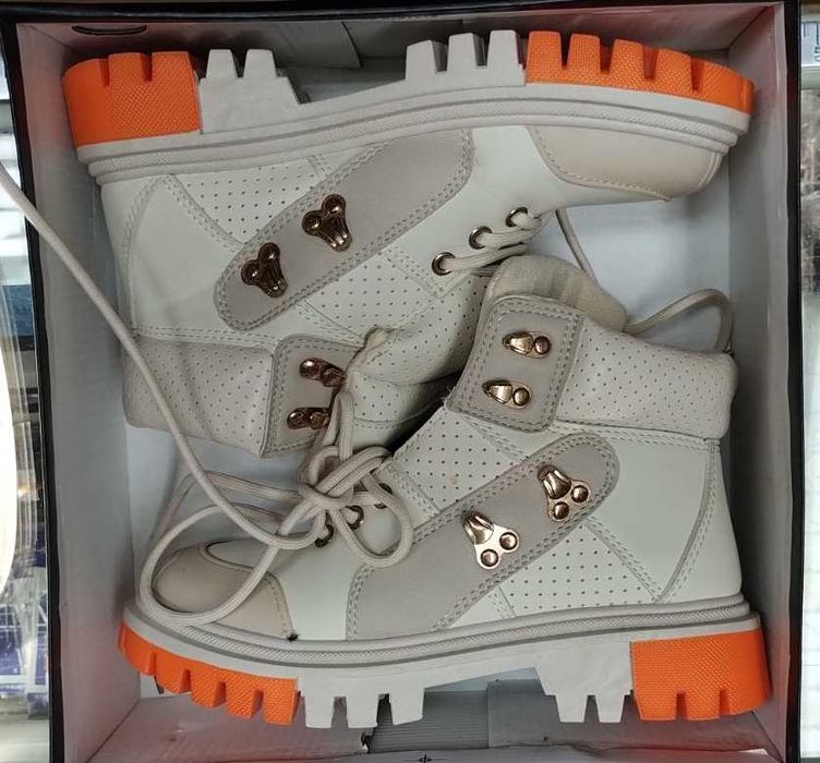 дамски боти номер 36