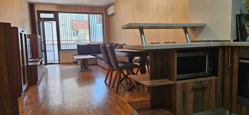 Дава се под наем Двустаен апартамент в София, Белите брези - 75 кв.м за 650 € - Снимка #1