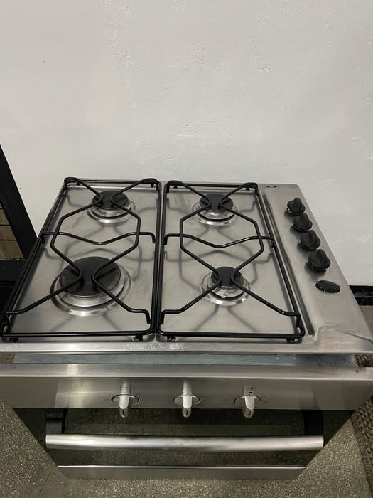 Set plita + cuptor incorporabil marca BOSCH