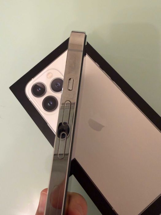 iPhone 13 Pro 256GB - перфектно състояние