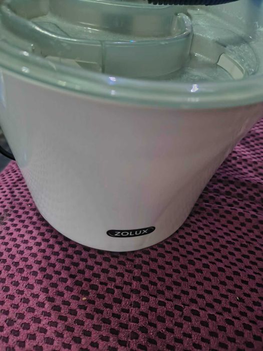 Фонтан за прясна вода Zolux подходящ за кучета и котки в сив цвят