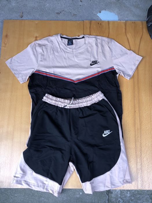 Къси екипчета за мъже и момчета