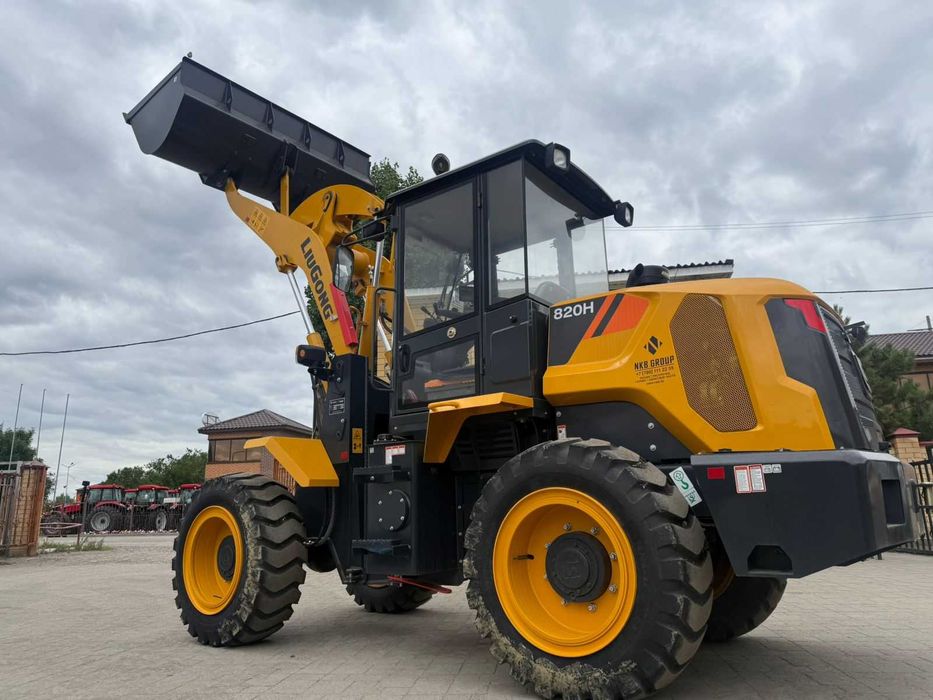 Фронтальный погрузчик LiuGong CLG835HMAX