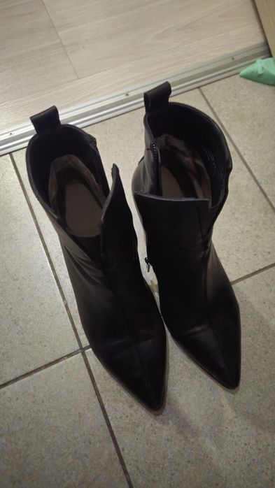 Продам осенние сапожки 40 размер