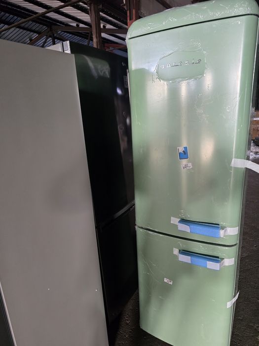 Нов винтидж хладилник с фризер Gorenje ретро дизайн 194 см 300 литра