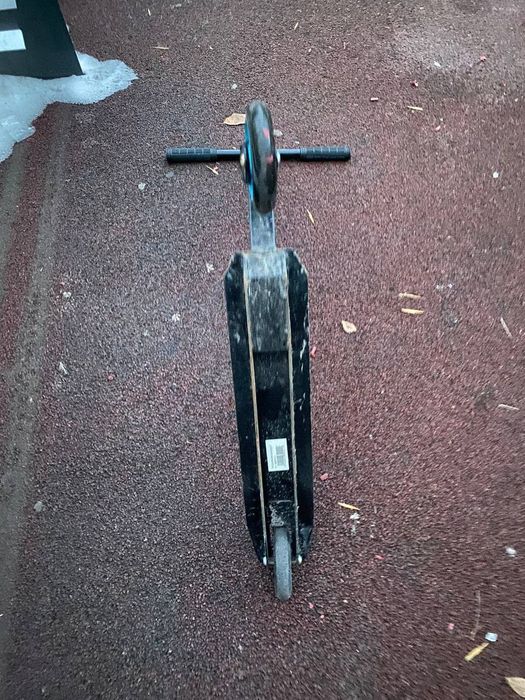 Продаю самокат б/у