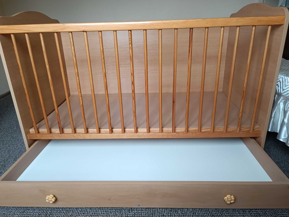 Детското легло Класик на Бертони