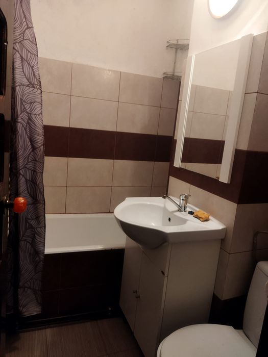 Închiriez garsoniera zona Armatei