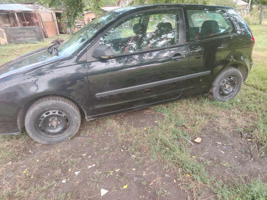 Vând sau schimb Volskwagen Polo