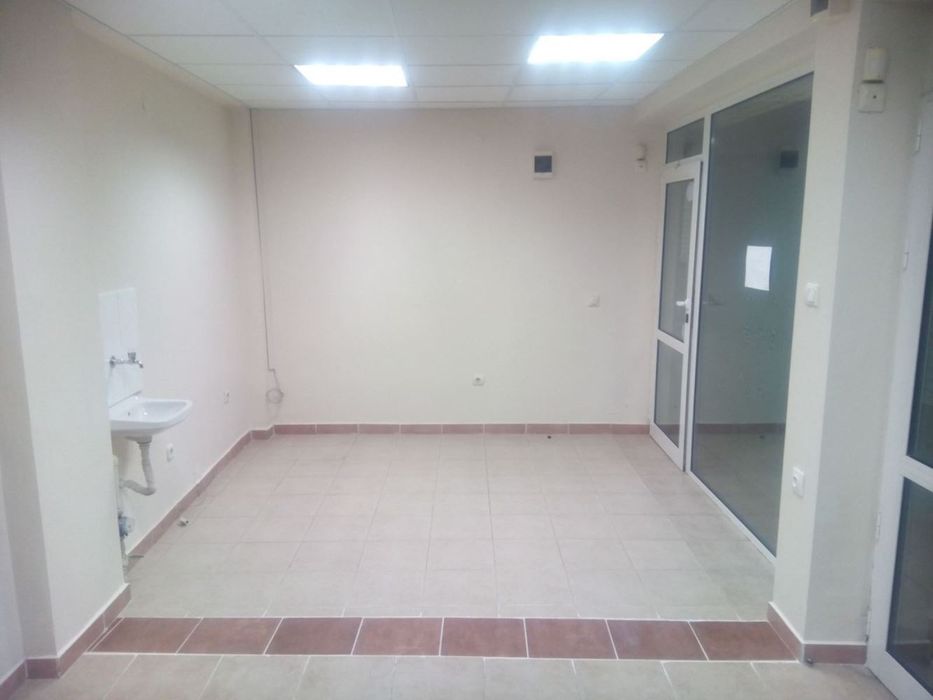 Дава се под наем Магазин в София, Люлин 3 - 20 кв.м за 787.95 € - Снимка #1