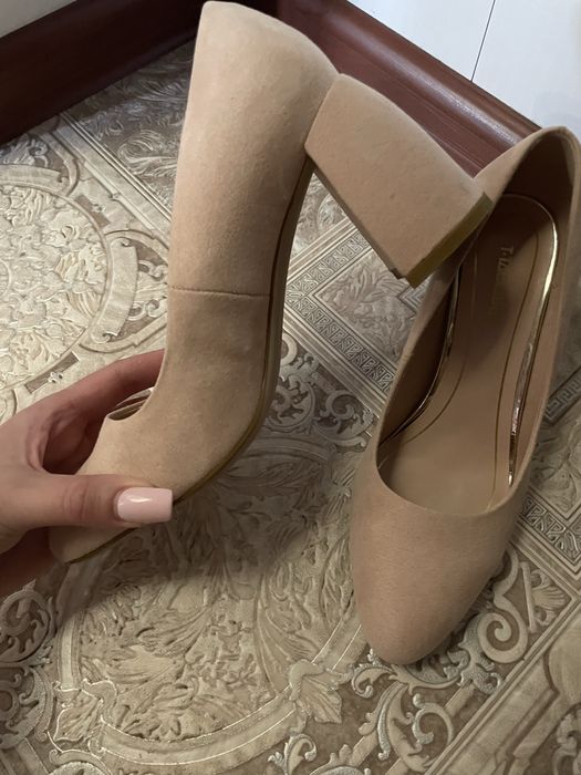 Туфли нарядные новые