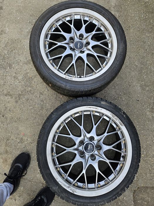 Jeante cu cauciucuri