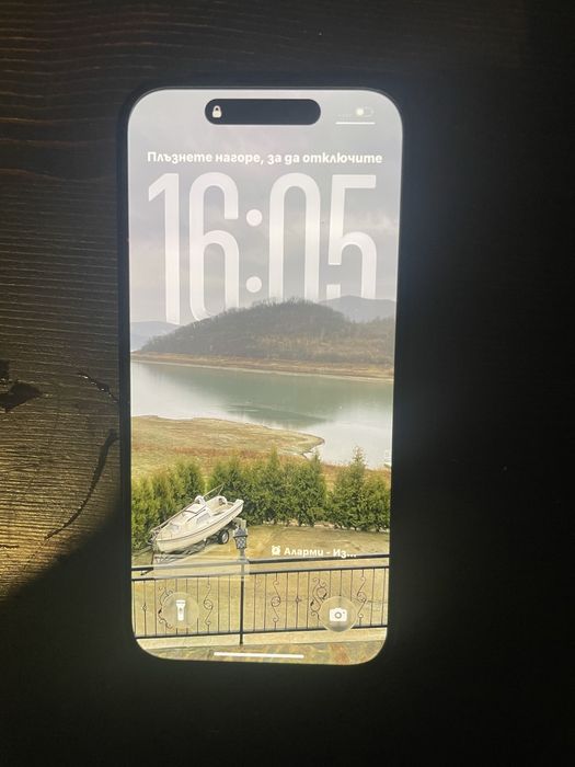 iPhone 15 с гаранция 100% батерия