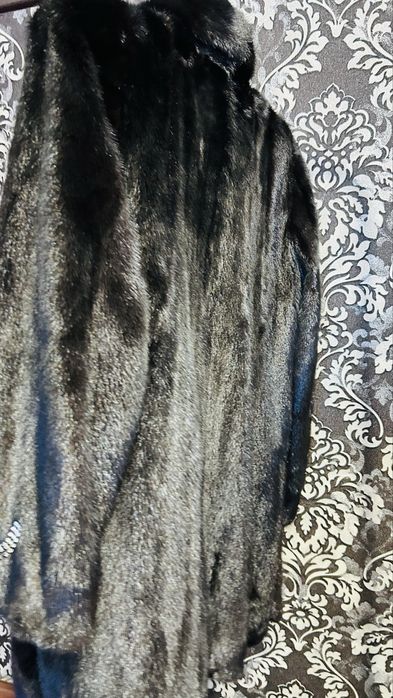Норковая шуба черная