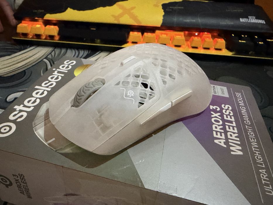 Гейминг мишка SteelSeries Aerox 3 Wireless Ghost Limited Edition