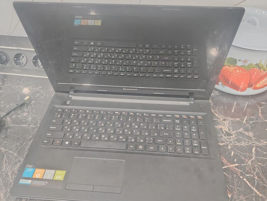 Ноутбук сатылады