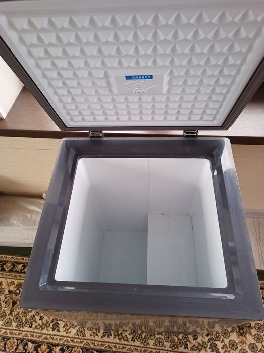 Морозильник XINGX