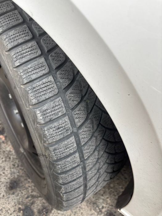 Диски с резиной Lassa competus winter 235/55/17 в хорошем состоянии.