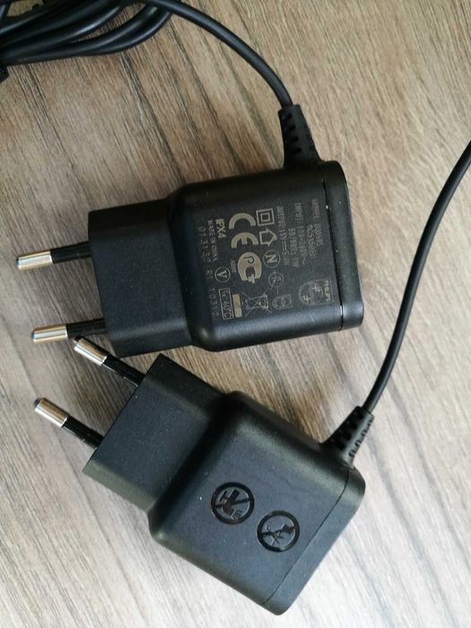 PHILIPS HQ8505 Incarcator 15V-5.4W Perfect fuctional tuns si barberit