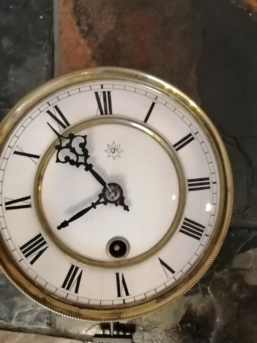 Ceas Pendula de perete Jungnhans