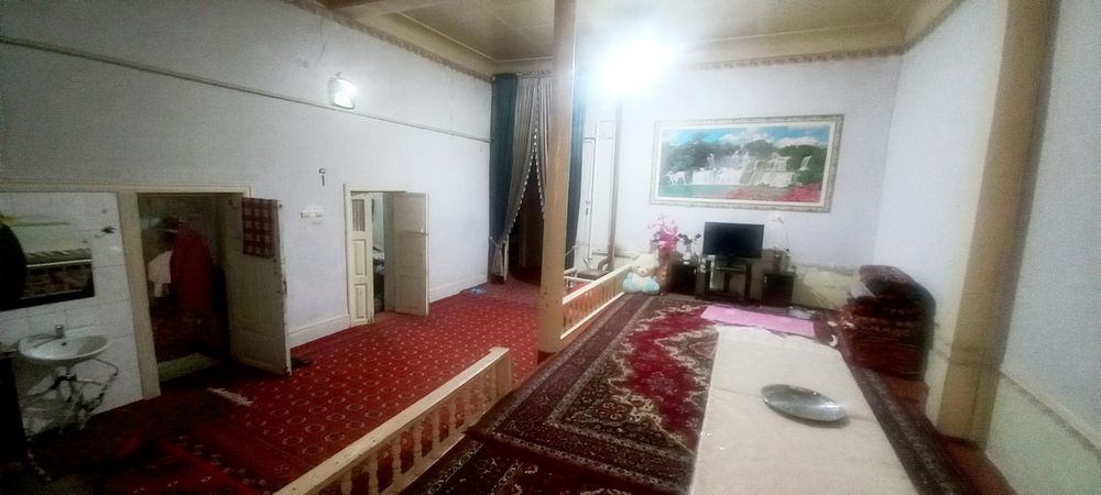 Ховли жой  280 кв 600 милион Облсполком Боги