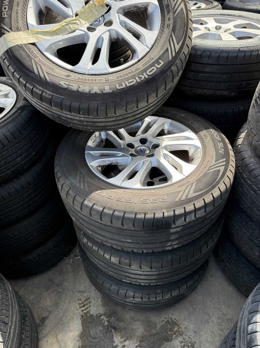 Лети джанти с гуми  235  / 65  / 17 цола за Волво XC 60