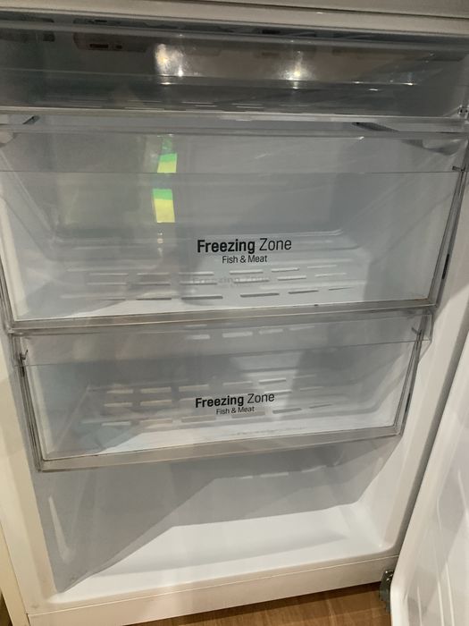 Продам хододильник LG