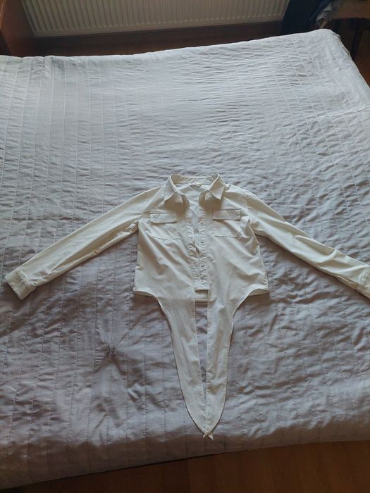 Перфектен комплект риза и дънки!