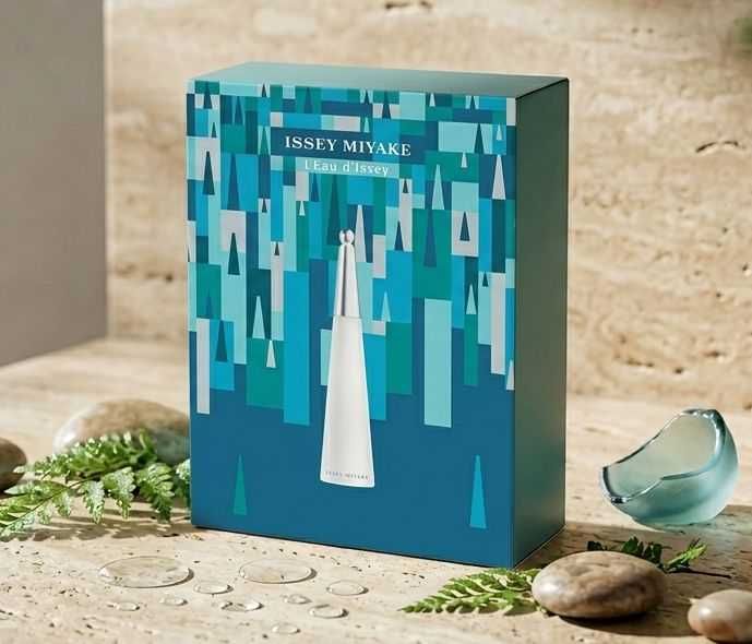 Оригинален дамски комплект Issey Miyake L'Eau d'Issey (EDT 50ml + лосион + душ крем) - нов