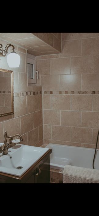 Ap. 2 camere de închiriat