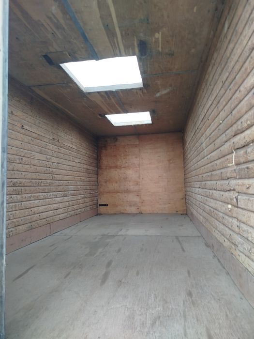 Isuzu avtobusdan terilgan 2010 yil SNJ Galovka