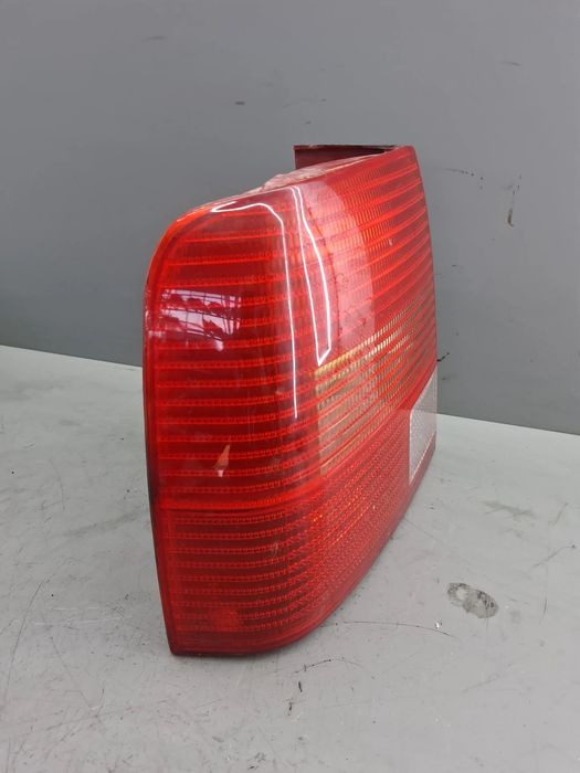 Lampa / Tripla stop stanga pe aripa 11-A206B Volkswagen VW Passat 1999