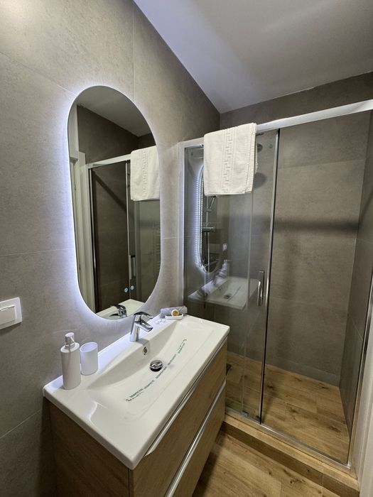 Apartament 3 camere cu vedere la mare si lac