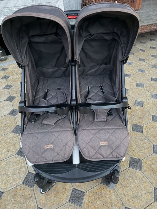 Детская коляска для двойни