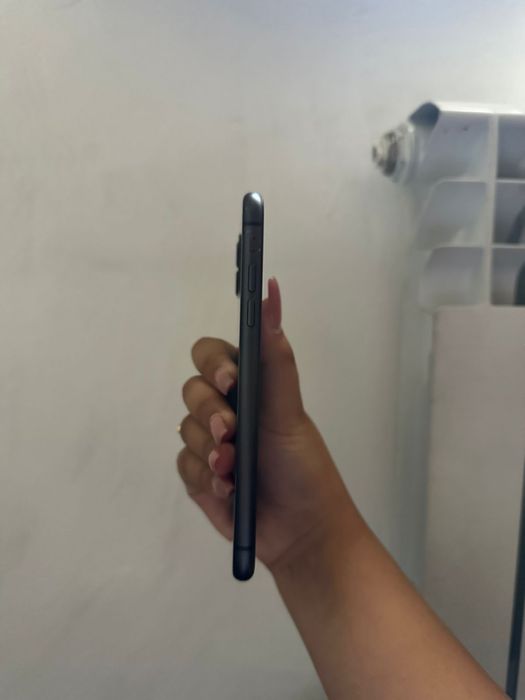 Айфон 11 сатылады