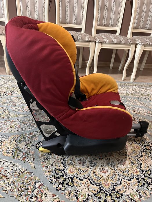 Автокресло Maxi-Cosi
