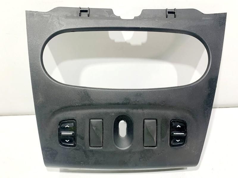 Ornament cu butoane comanda geamuri electrice Dacia Logan 2 (2012-2017) 275009384R