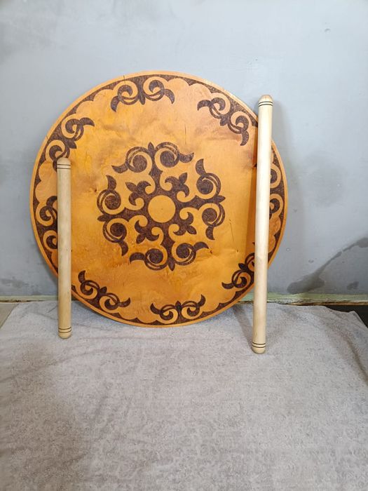 Нан тақтай -Доска со скалкой