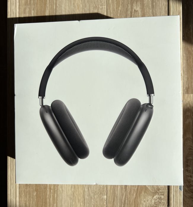 Оригинални Apple Airpods Max (Lightning)