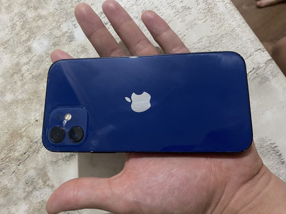 Продам или обменяю Iphone 12
