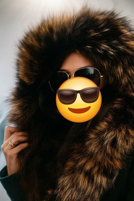 Зелено яке, естествена кожа, орнаменти от лисица