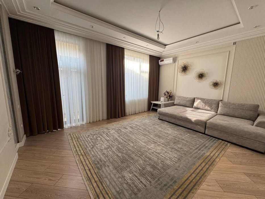 Срочно Срочно продаётся ЛЮКС Дом самом центре города