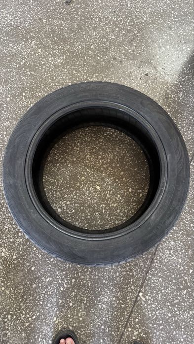 Продам б/у покрышки 235/50/R18.