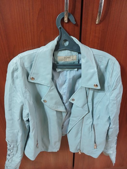 Продам кожаные вещи женские