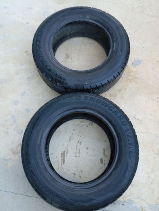 Vând  anvelope de Iarnă Rosava pentru dube,carosate,microbuz.Perechea