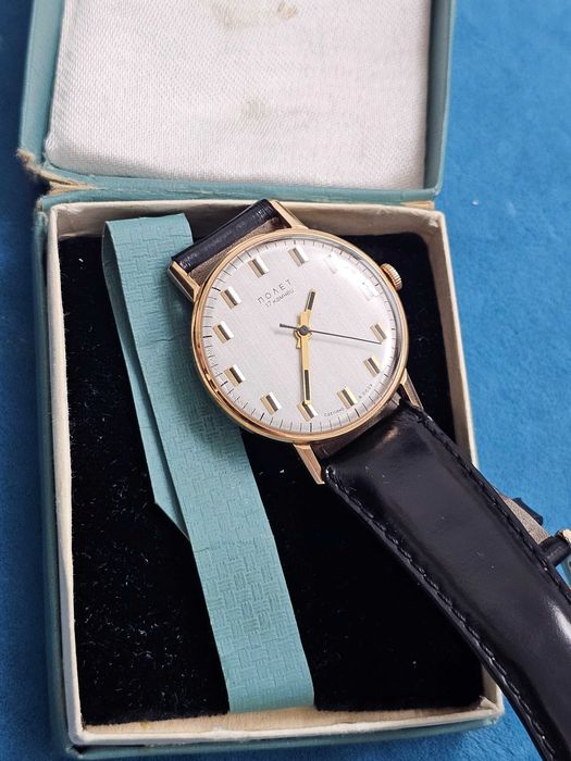 Продам часы золотые полёт 583 проба новые