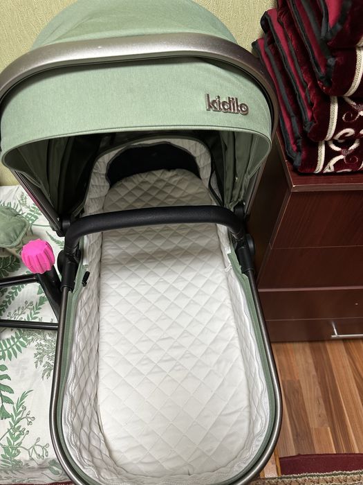 Коляска кидило почти новая