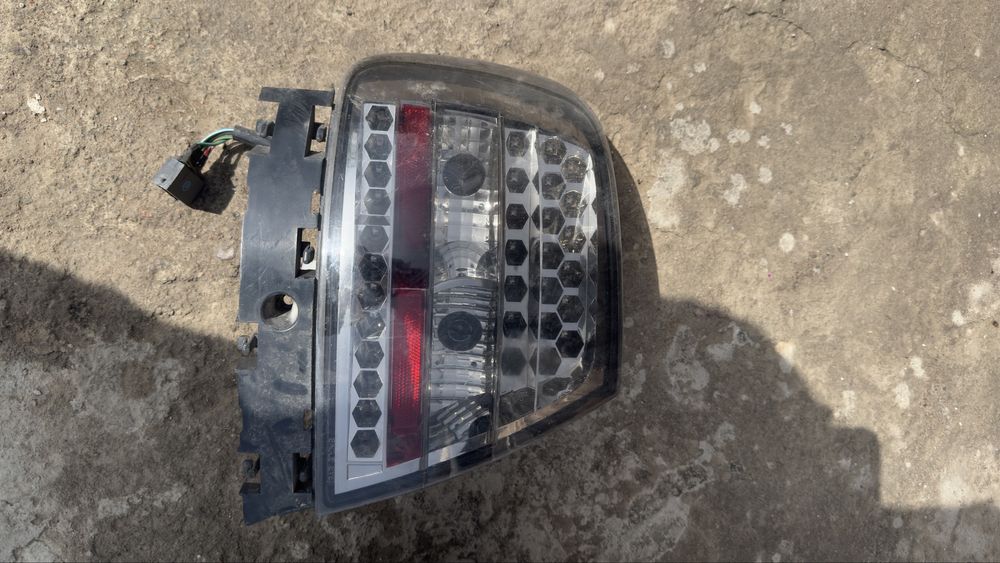 Задние Фанари на Ауди А4 B5